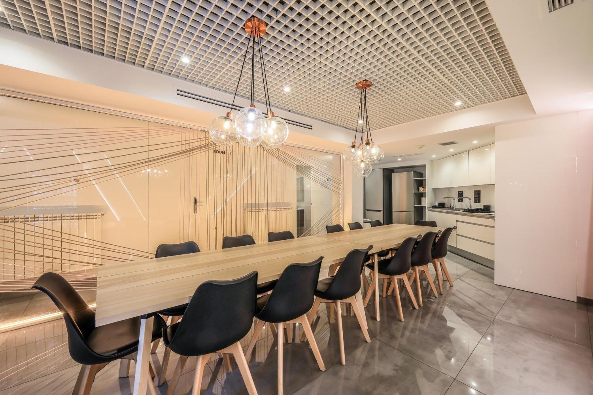 Amazinn Places Blasco De Garay 105 Madrid Exteriör bild